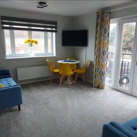 2 Bedroom Apartment Exhall Eksteriør bilde