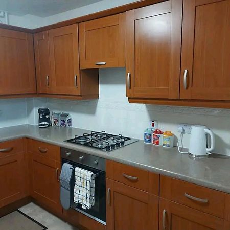 2 Bedroom Apartment Exhall Eksteriør bilde