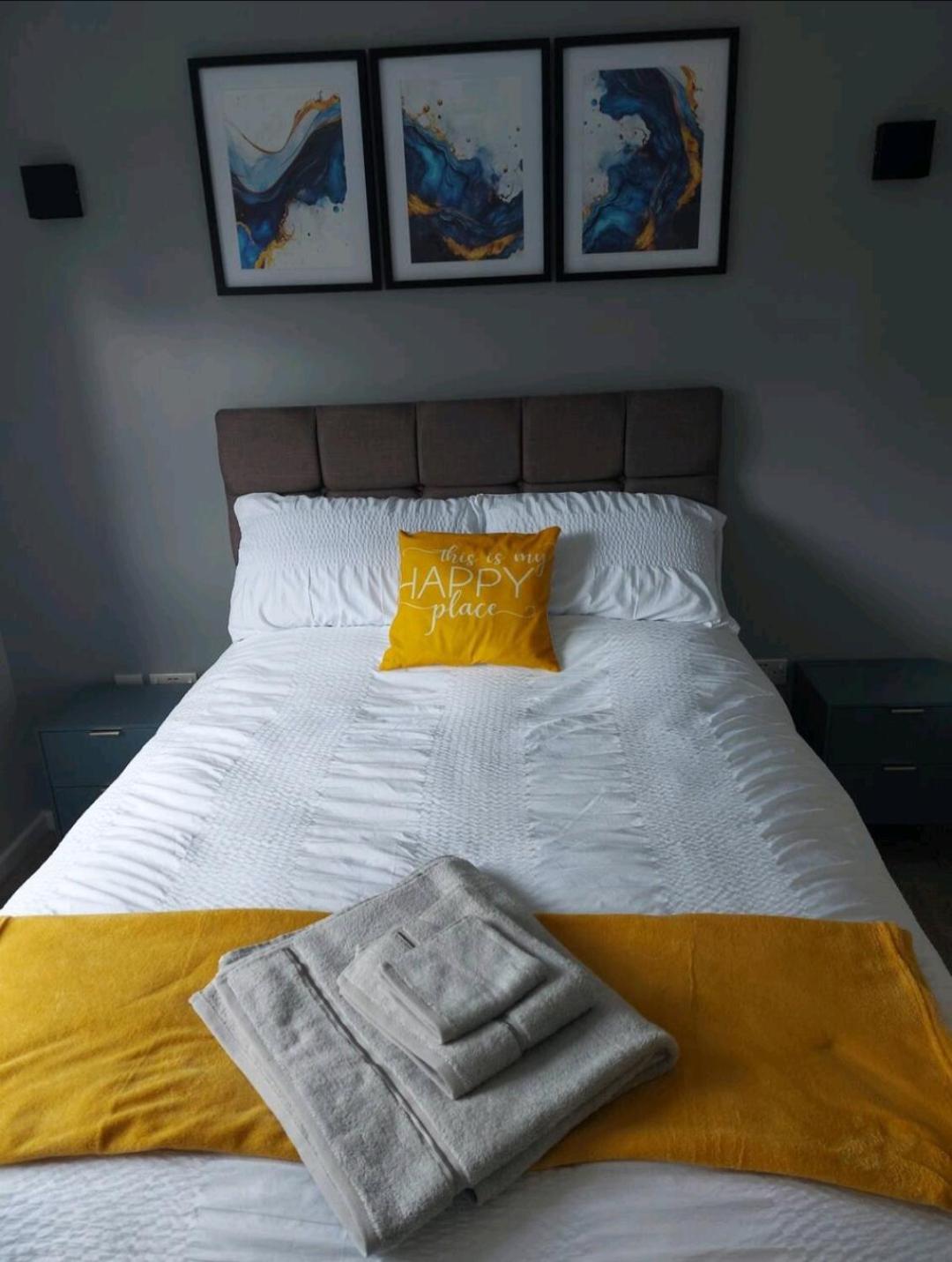 2 Bedroom Apartment Exhall Eksteriør bilde