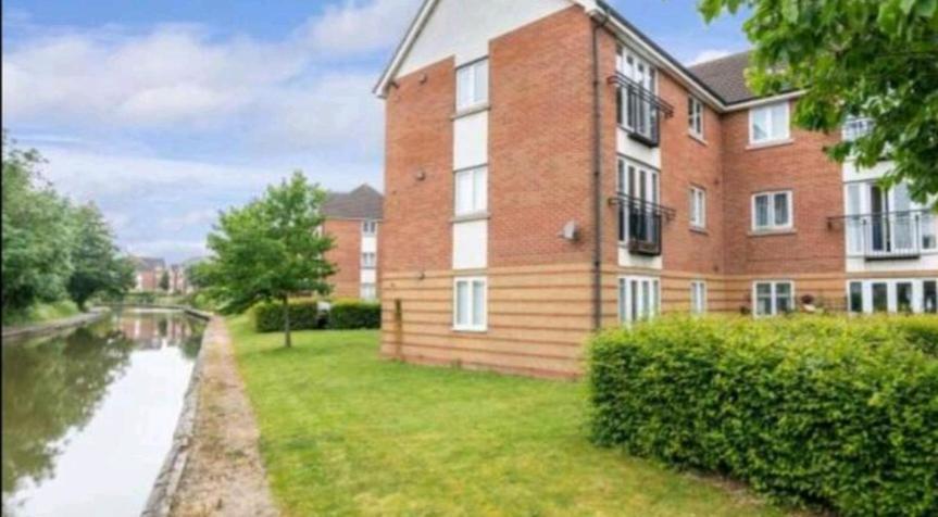 2 Bedroom Apartment Exhall Eksteriør bilde
